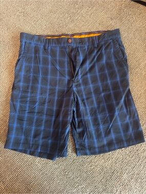 Tommy Bahama Navy & Blue Plaid Flat Front Shorts
